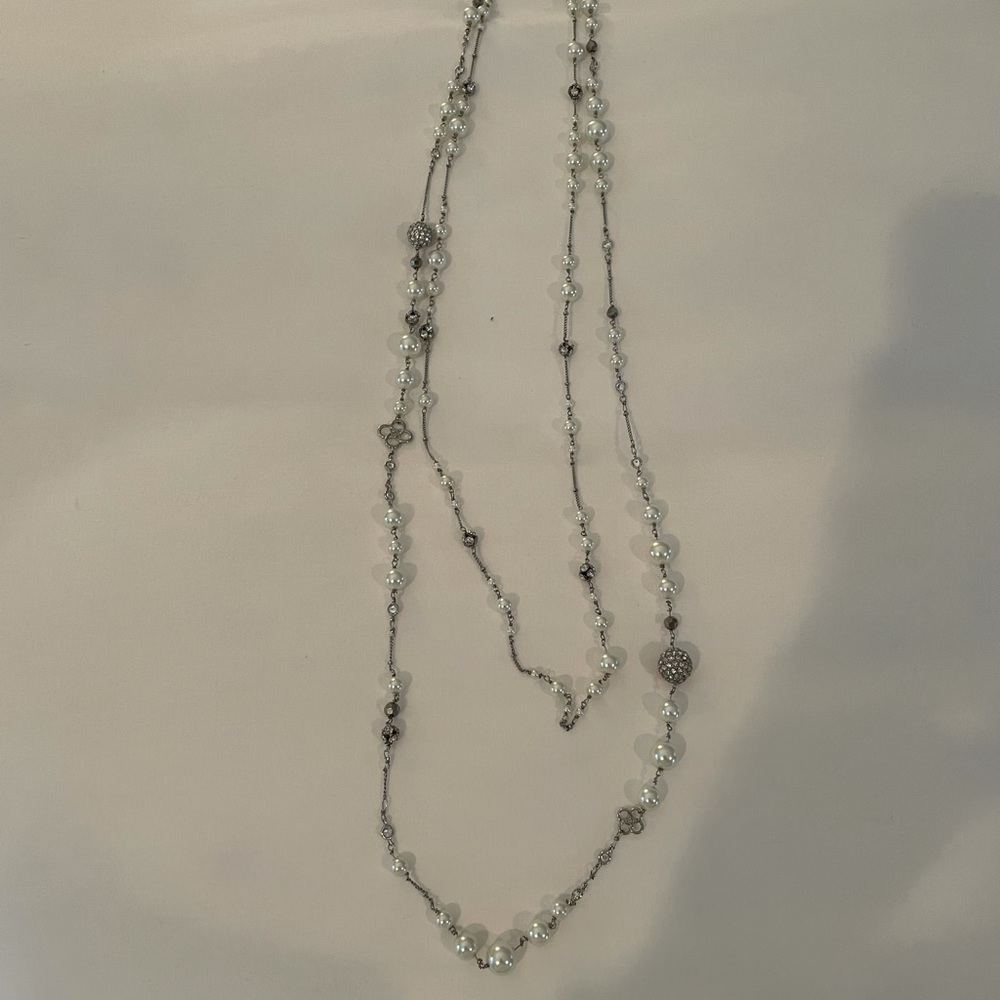 Isadora Pearl Bib